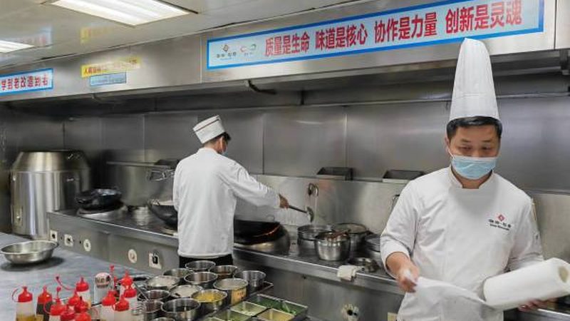 学校门口卖速冻烤肠利润高吗