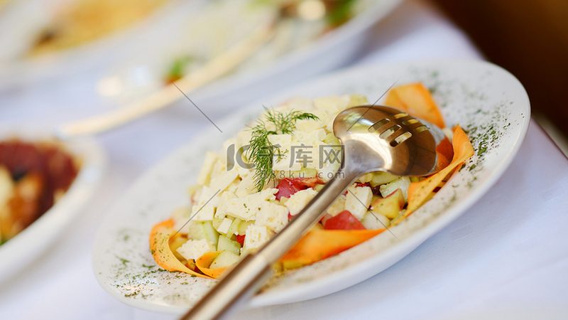 北京粮油加盟店投资成本解析：揭秘加盟费用构成**